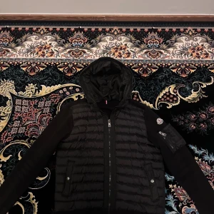 Cardigan - Bra skick 