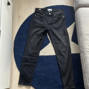 Calvin Klein jeans - Köpte den nyligen men passade inte mig