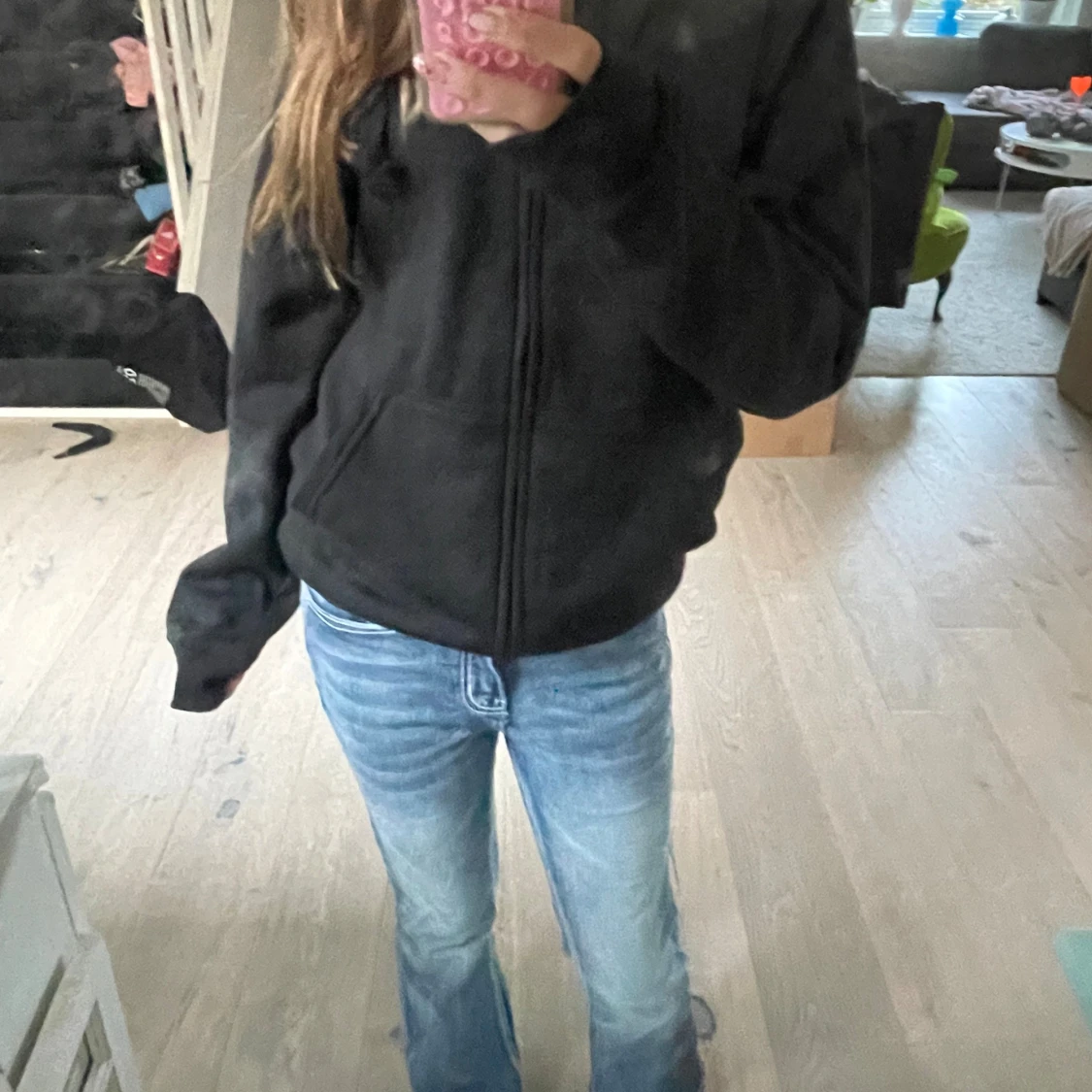 Blå bootcut jeans med broderade fickor - 2