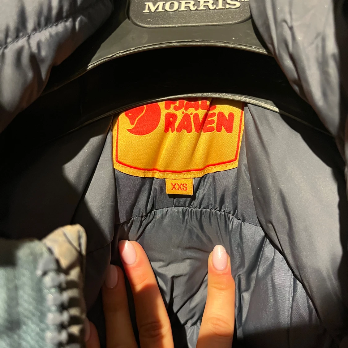 Mörkblå dunjacka från Fjällräven XXS - 2