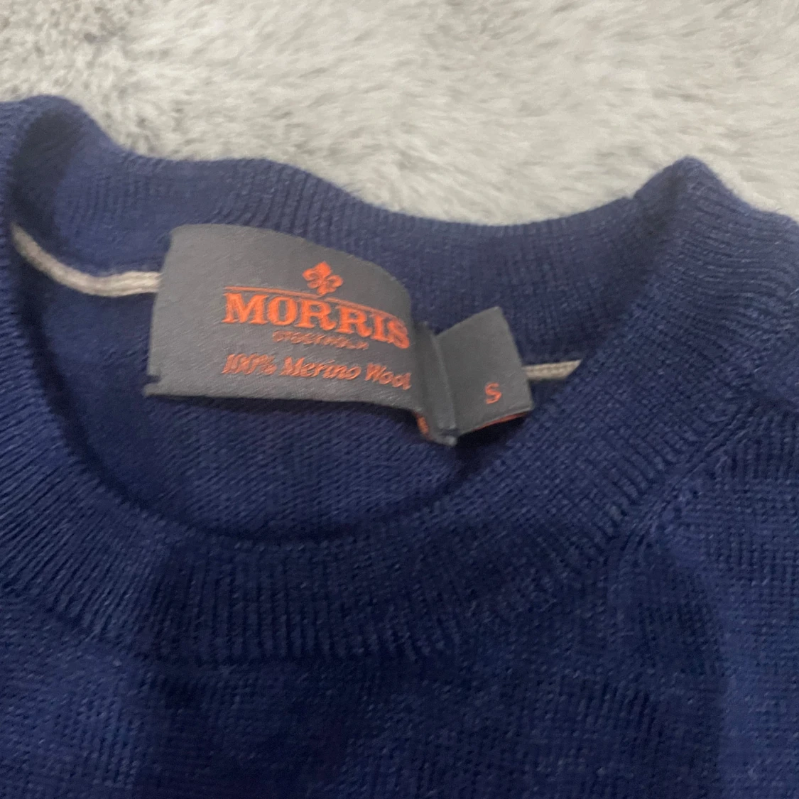 Marinblå merinoulltröja från Morris - 1