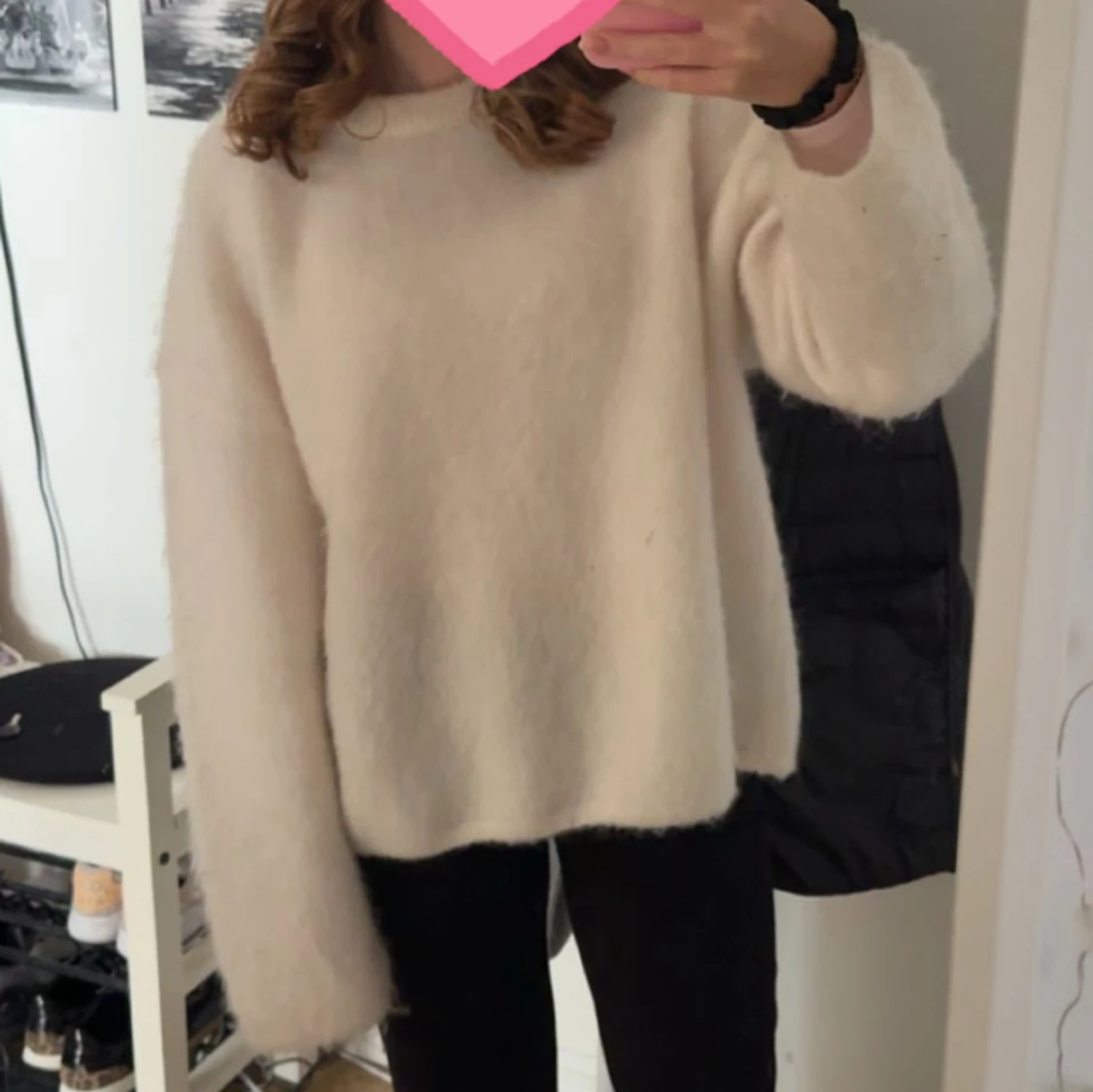 Vit fluffig stickad mohair tröja från H&M - 1