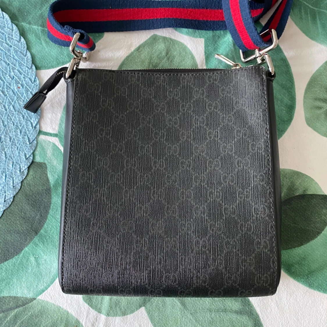 Gucci axelväska med patches - 1