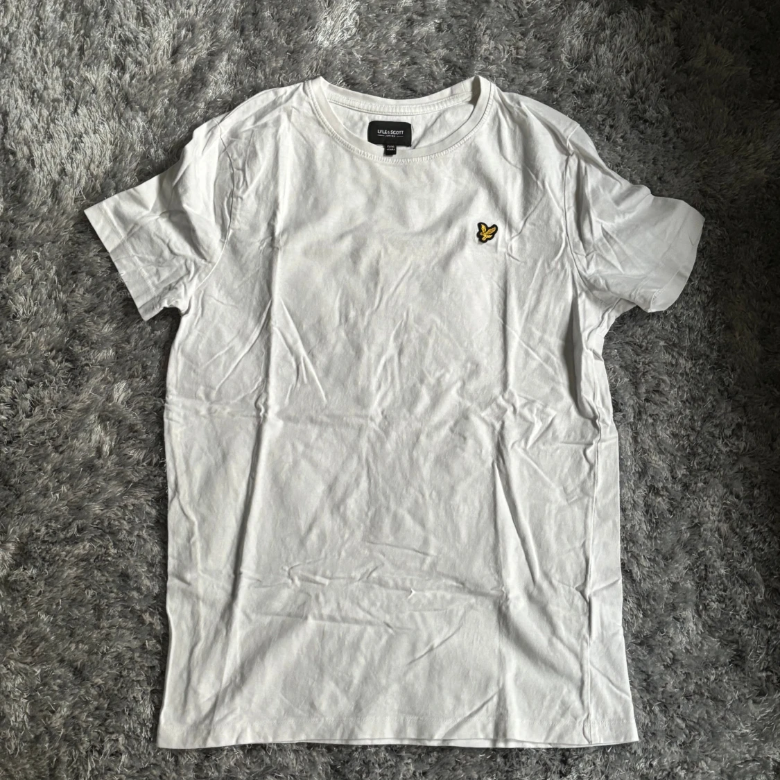 Vit t-shirt från Lyle & Scott