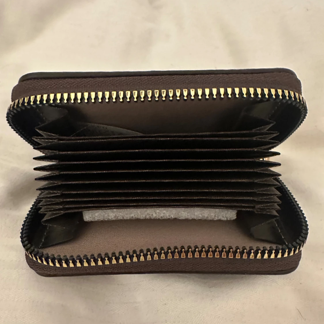 Brun plånbok från Michael Kors - 2