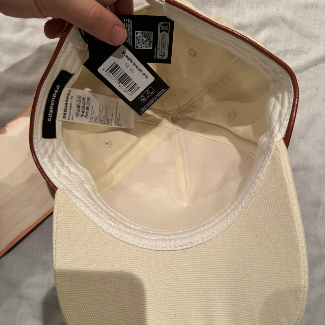 Beige keps från Dsquared2 Summer Lovers - 2