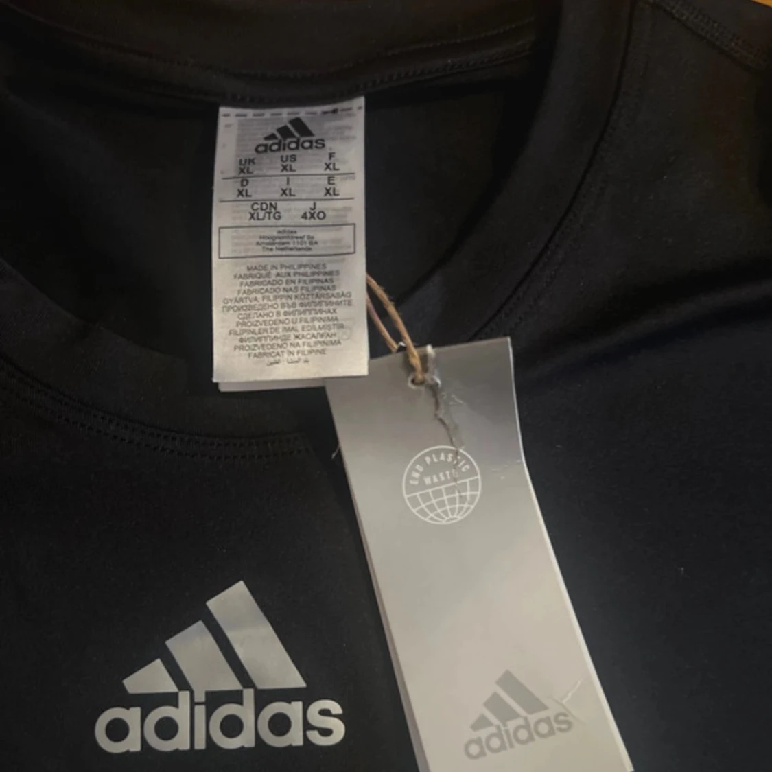 Svart långärmad tröja från Adidas XL - 2