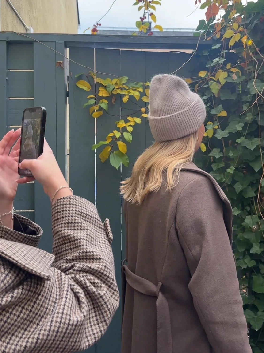 Mocka mössa med satin - 2