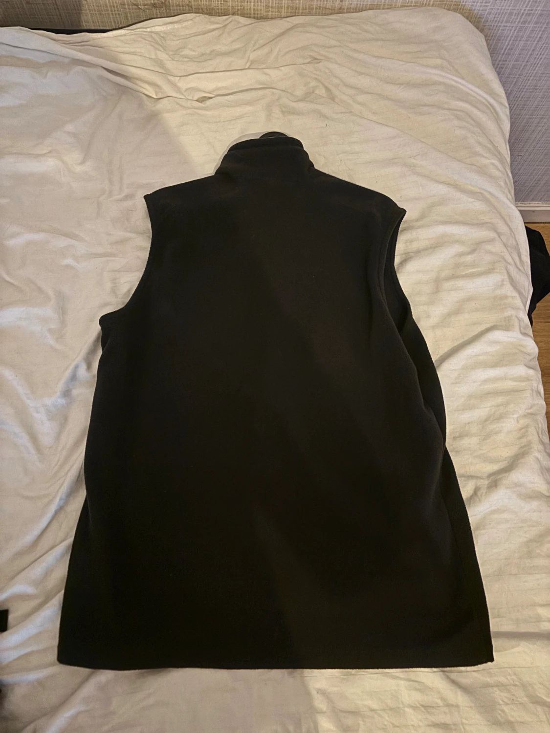 Svart fleeceväst från Helly Hansen - 2