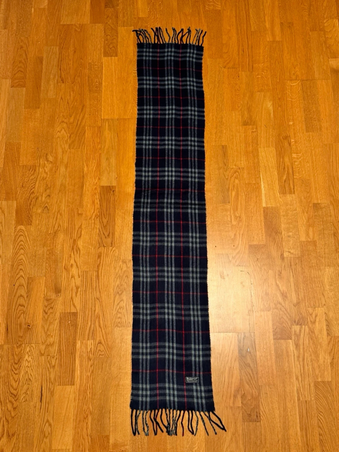 Mörkblå Burberry halsduk - 2