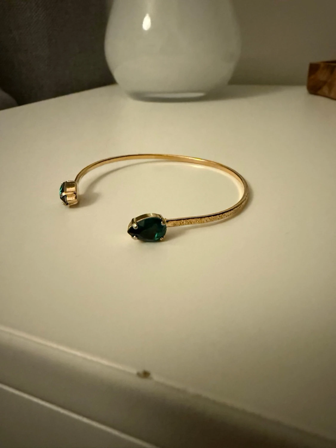 Guldigt armband från Caroline Svedbom