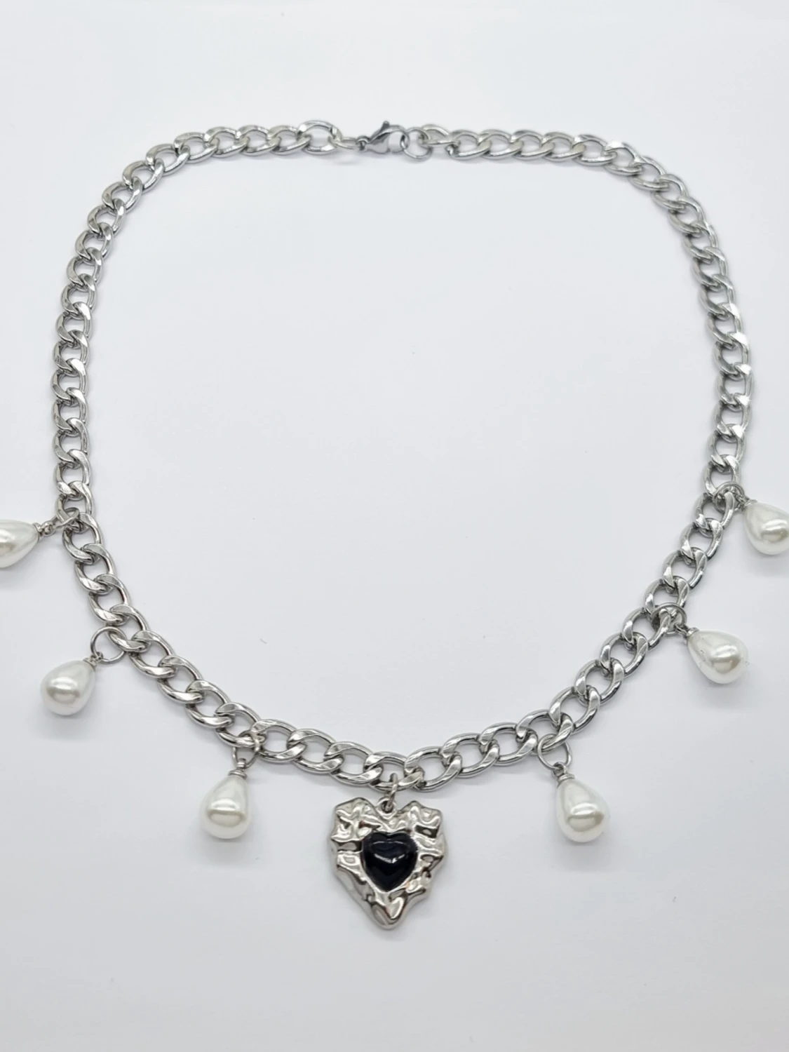 Stilfullt halsband med hjärta  - 2