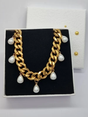 Stilfullt halsband med pärlor  - Material-guldpläterat rostfritt stål  304. Kjedja-10mm, #11