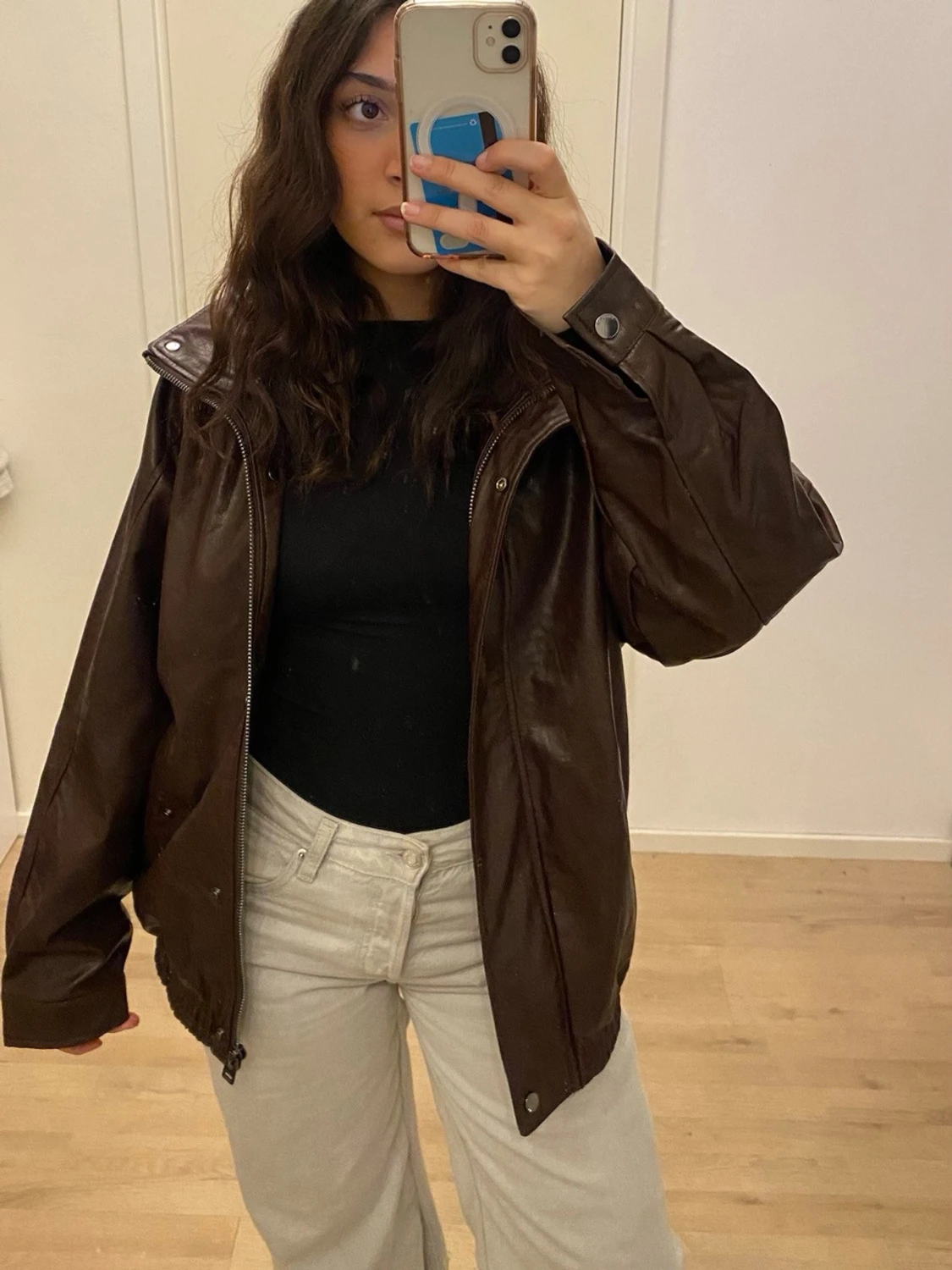 Brun oversized skinnjacka med hög krage  - 1