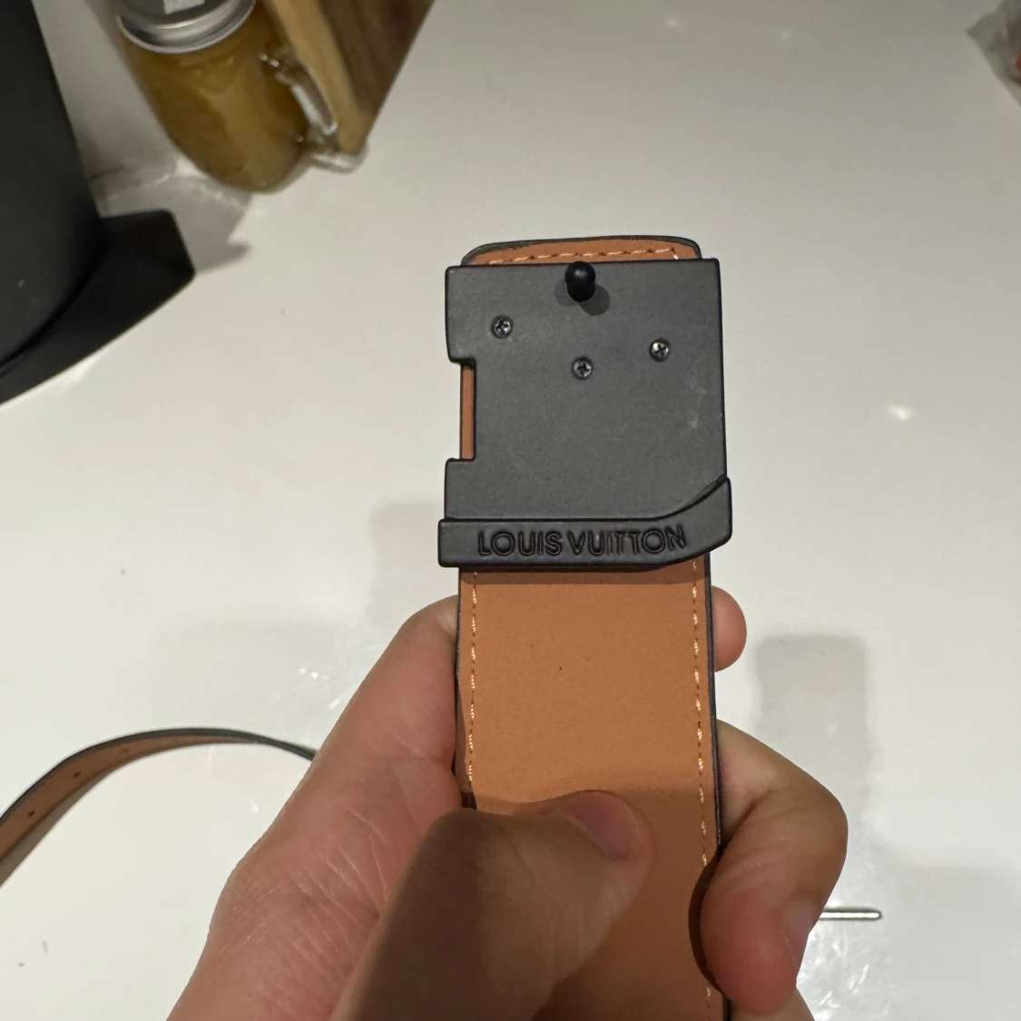 L-V svart rutigt skärp - 2