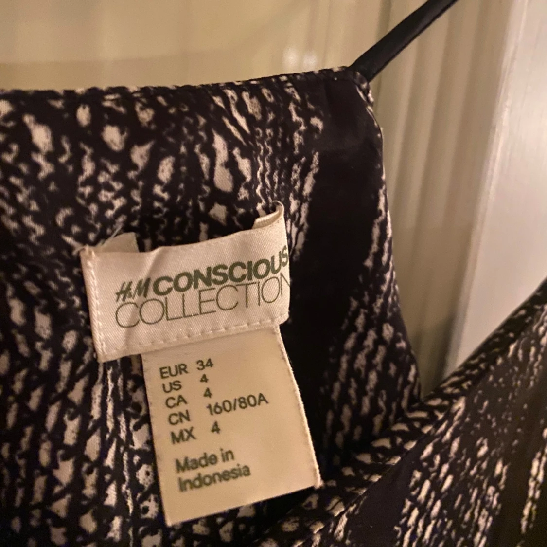 Svart mönstrad topp - 2