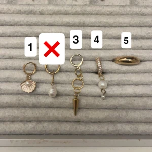 Örhängen  - Kommer ej till användning! Skriv vilken eller vilka siffror ni är intresserade av så bestämmer vi tillsammans ett pris!