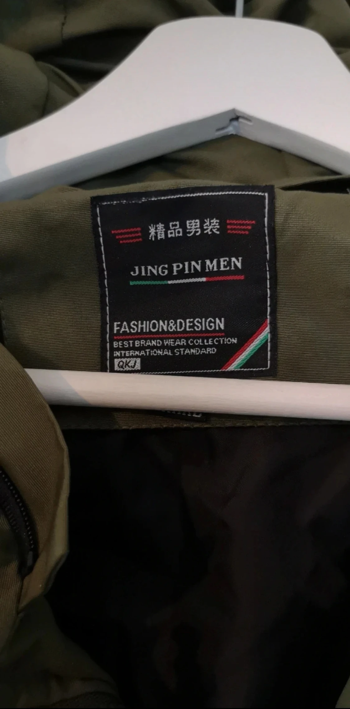 Olivgrön pufferjacka - 1