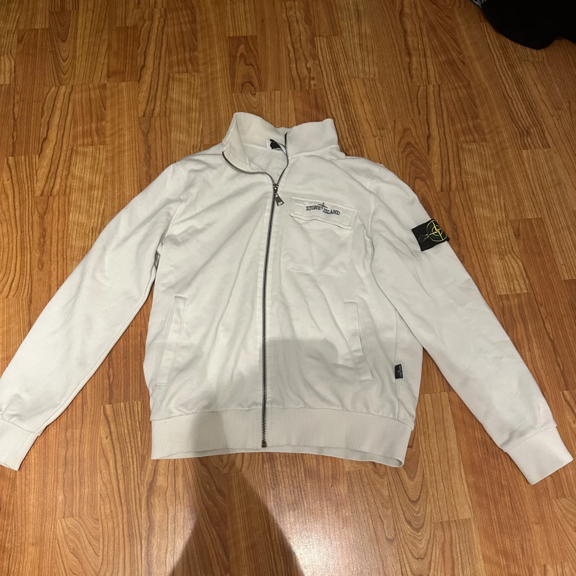 Vit overshirt från Stone Island