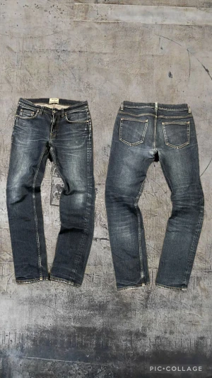 Acne Studios jeans med tvätt - Tjena! Ett par jeans från acne med en riktigt skön fade | Riktigt bra skick och knappt använda | Köpta för ca 3000 men får inte längre användning av dessa | Bara att höra av sig om du undrar något!