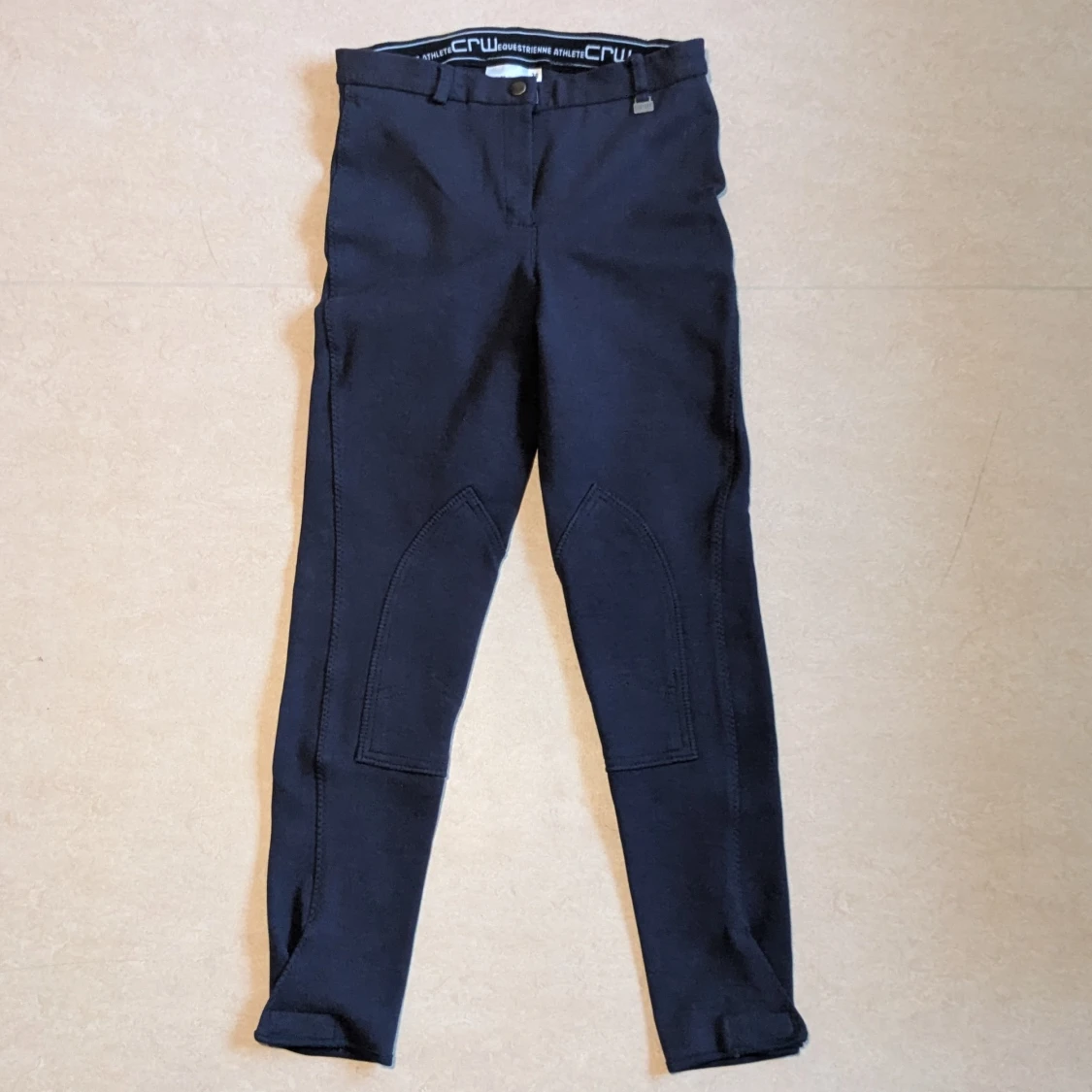 Mörkblå ridbyxor från CRW, stl 38