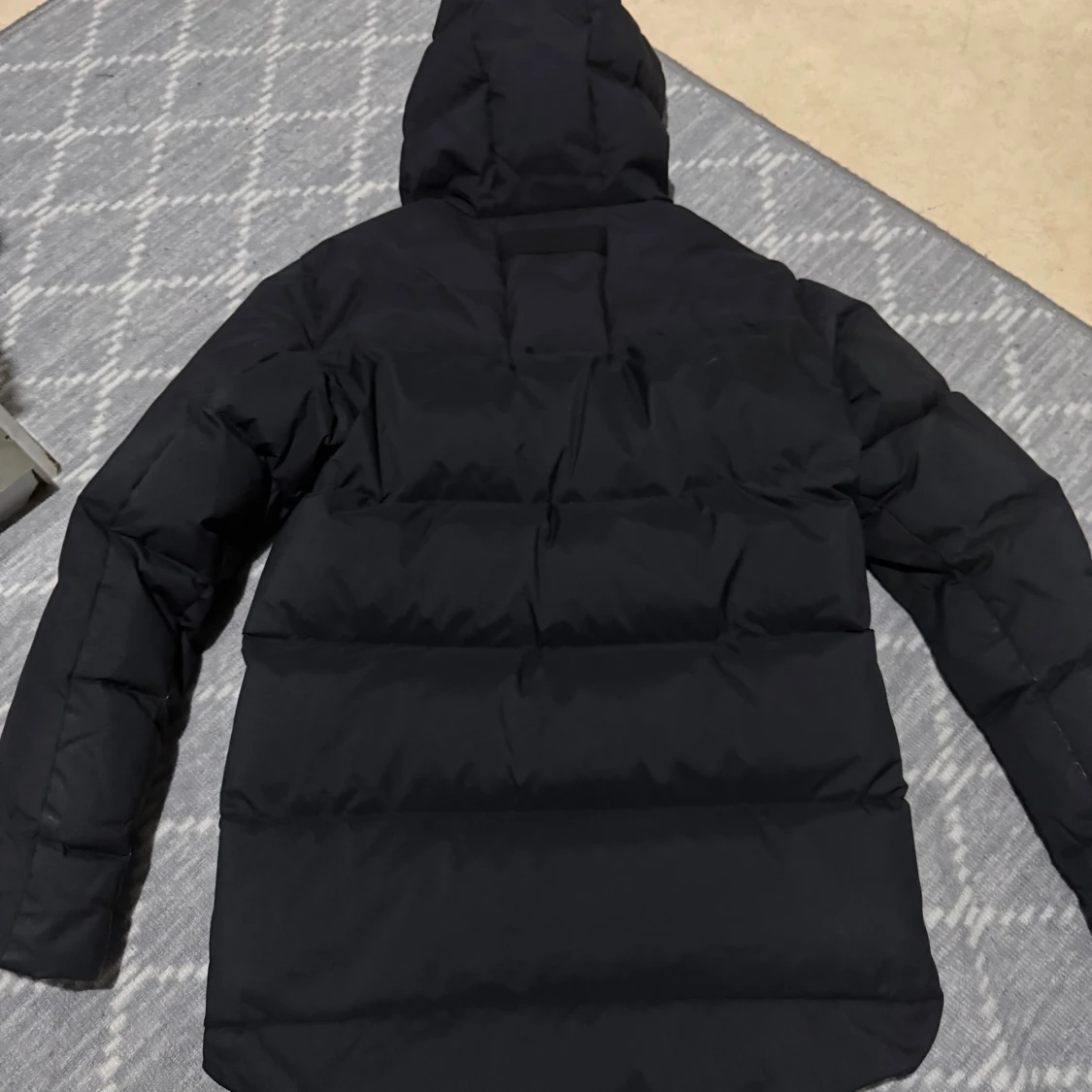 Svart dunjacka från Sail Racing - 1