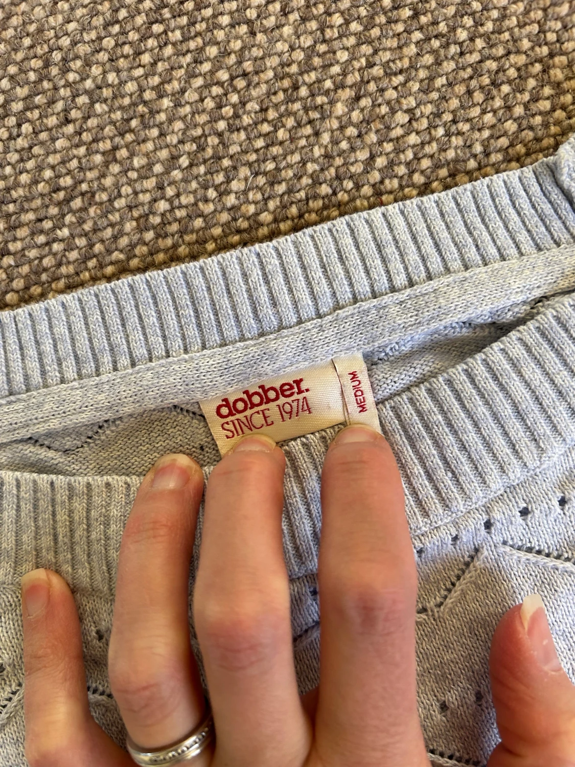 Ljusgrå stickad tröja från Dobber - 1