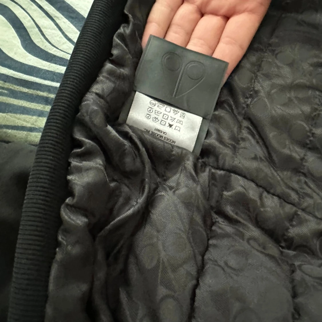 Moose knuckles bunny säljer om - 4