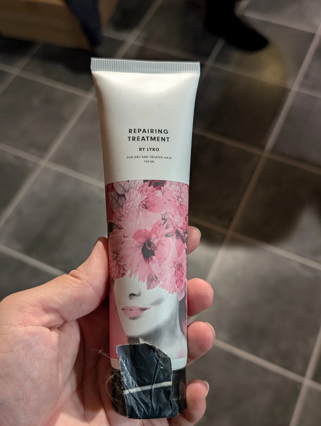 Repairing Treatment hårinpackning Lyko