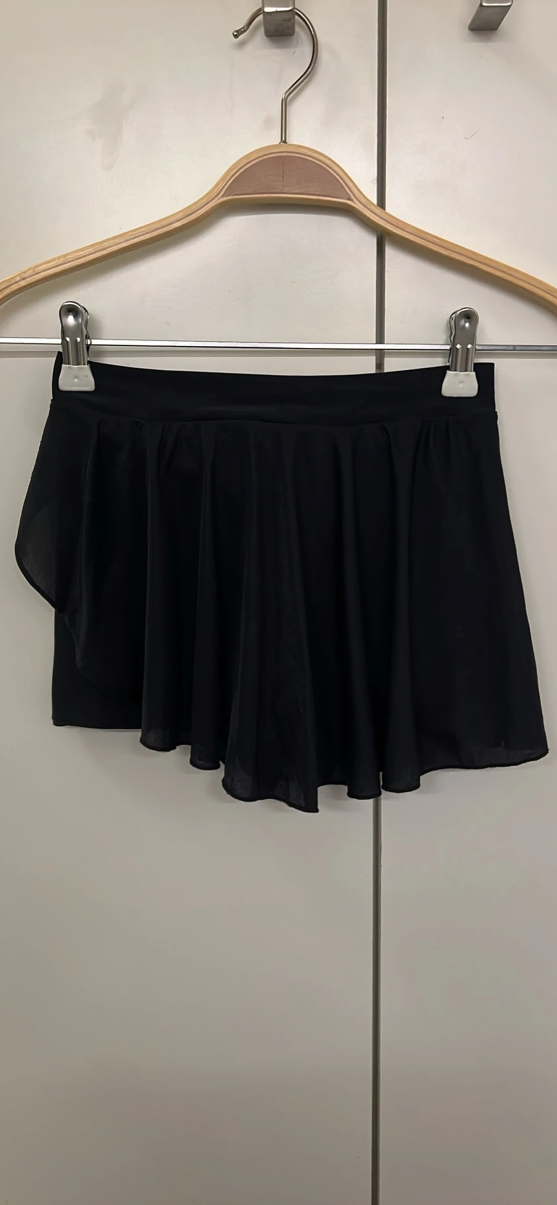 Konståknings kjol från Intermezzo - 1