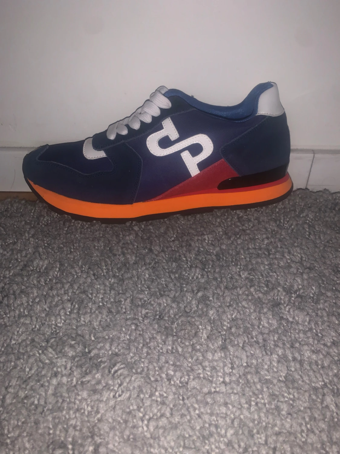 Marinblå OPP skor. - 2