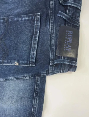 Replay anbass  - Snygga blå jeans från replay modell anbass typ helt nya använda 2 gånger 
