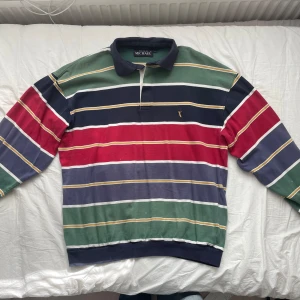 Peter Michael långärmad polo - Fet långärmad poli från Peter Michael i bra skick