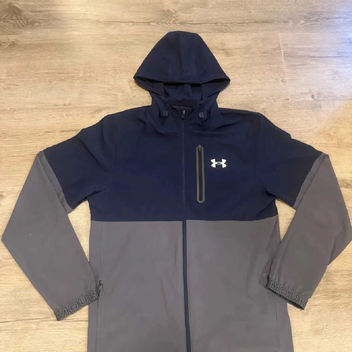 Under Armour vindjacka blå/grå M - 1