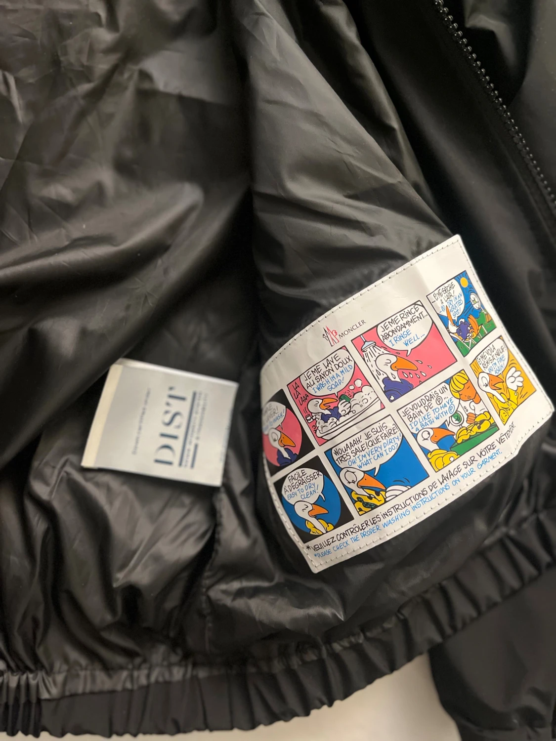 Svart vindjacka från Moncler - 2