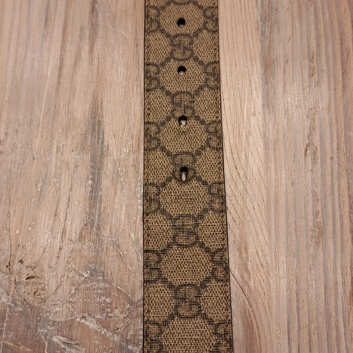 Gucci GG Supreme bälte med guldspänne - 2