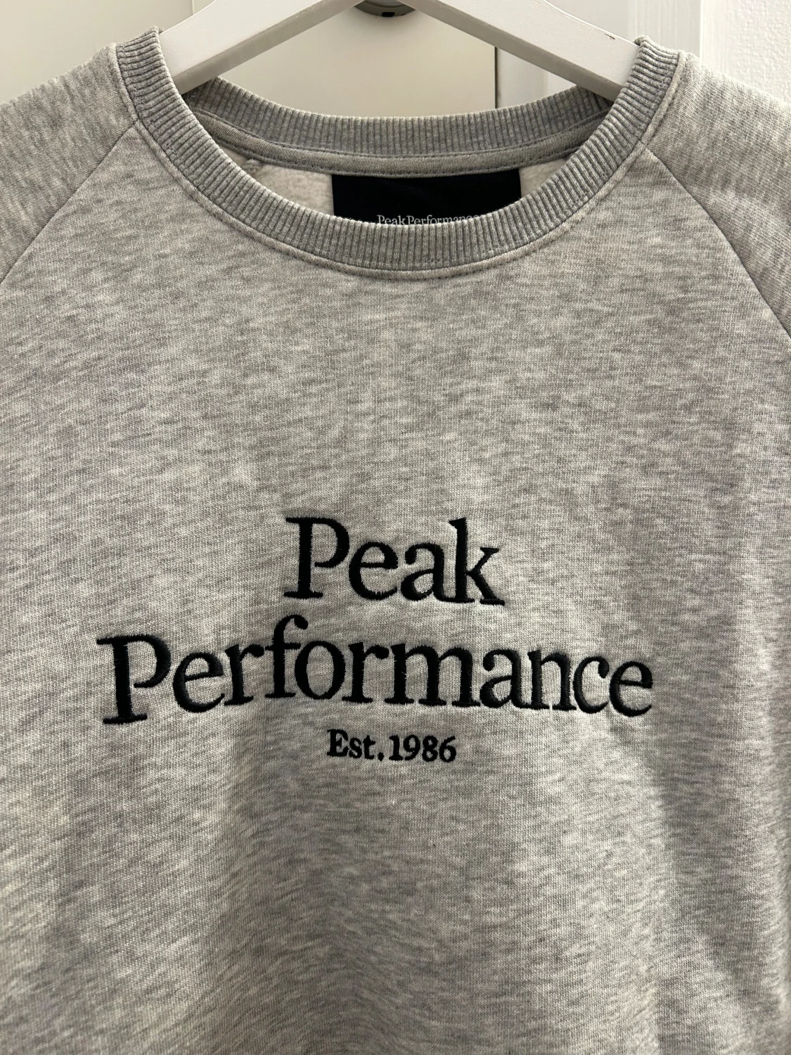 Grå sweatshirt Peak Performance S - 2