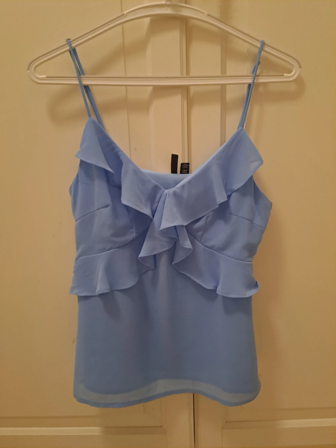 Ljusblå volangtop från Vero Moda