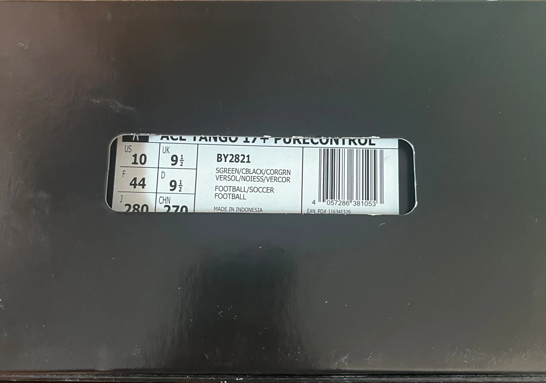 Adidas fotbollsskor - 2