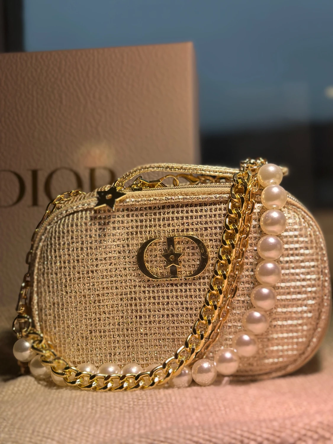 Gold and pearl hand bag chain - 2