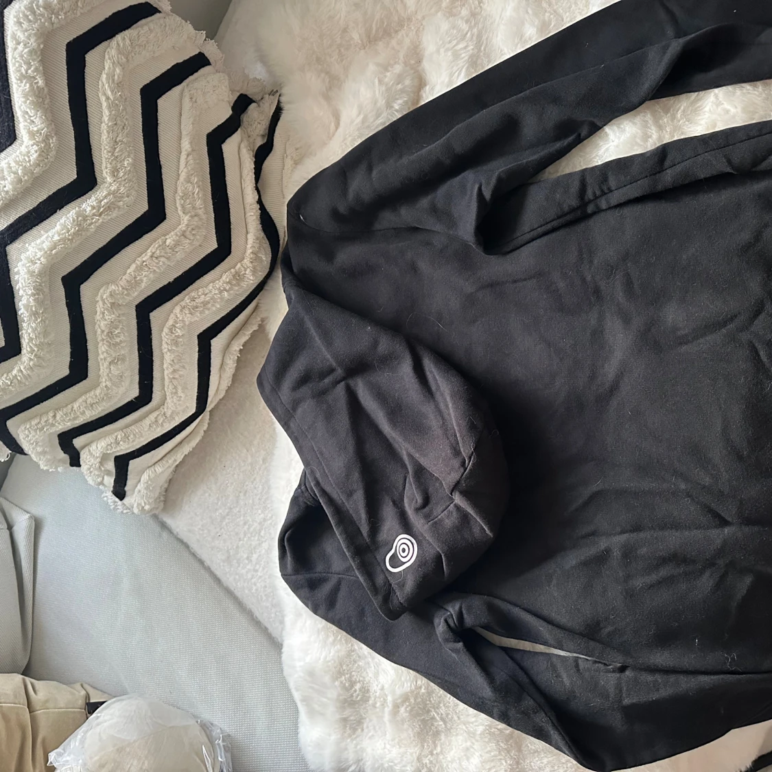 Svart Sail Racing hoodie  - 3