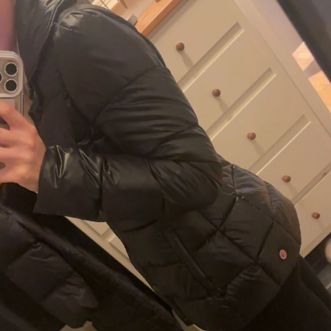 Svart dunjacka från Colmar - 2