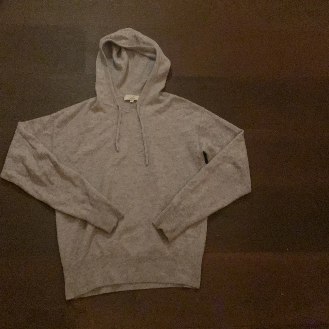 Cashmere hoodie från carmes