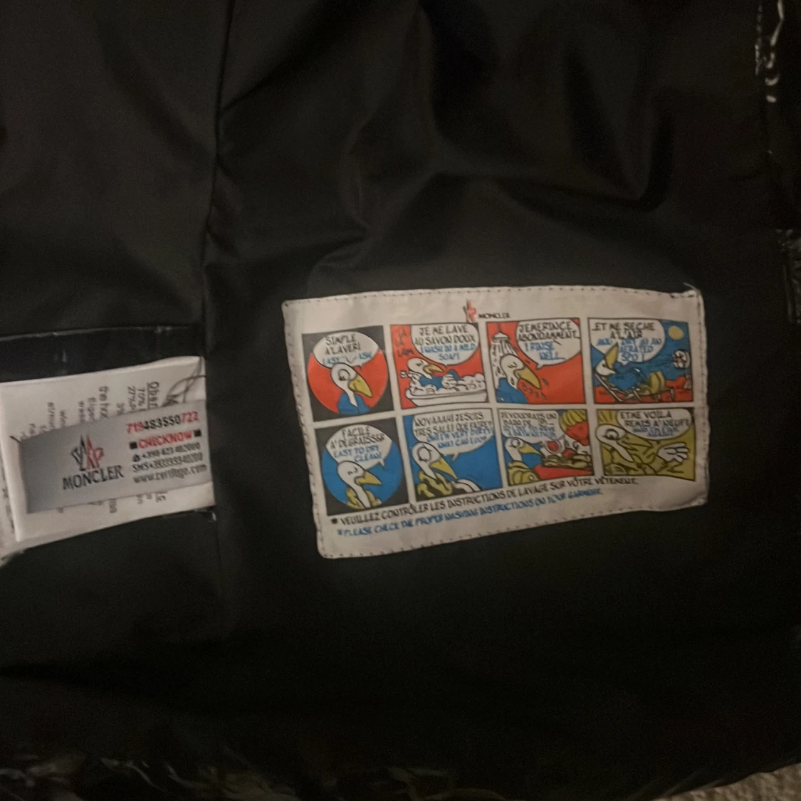 Svart dunväst från Moncler - 2