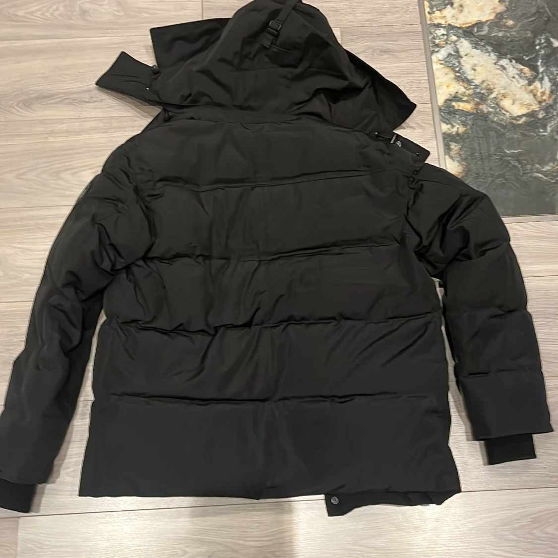 Svart pufferjacka Canada Goose  - 1