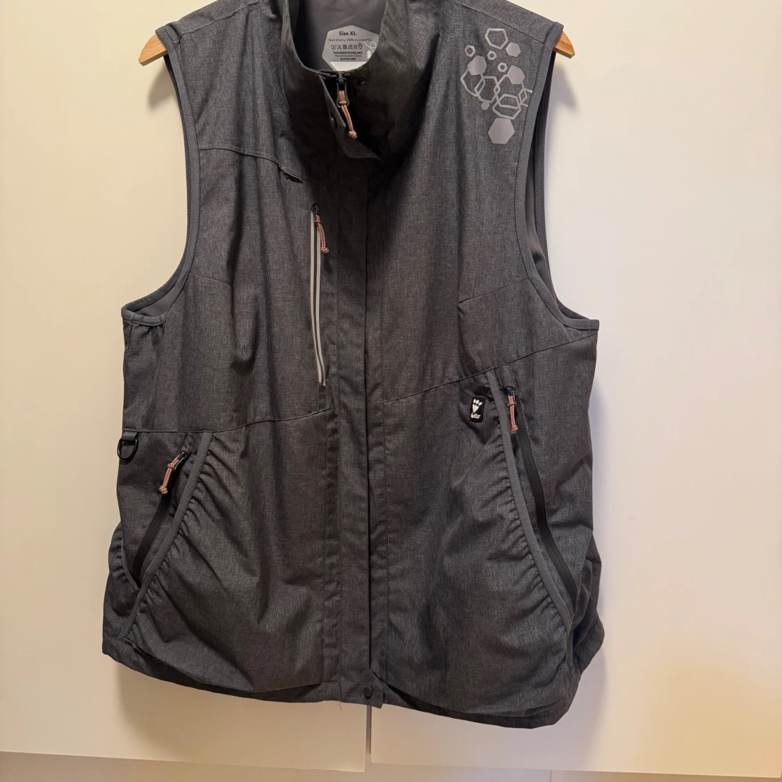 Grå hundträningsväst från Hurtta ECO 