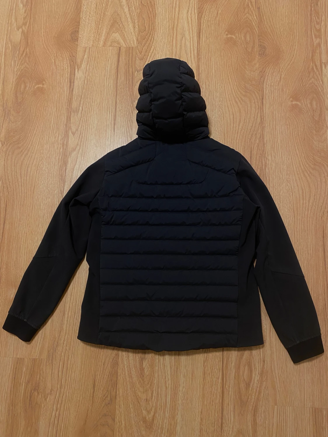 Svart Sail Racing dunjacka med huva - 1