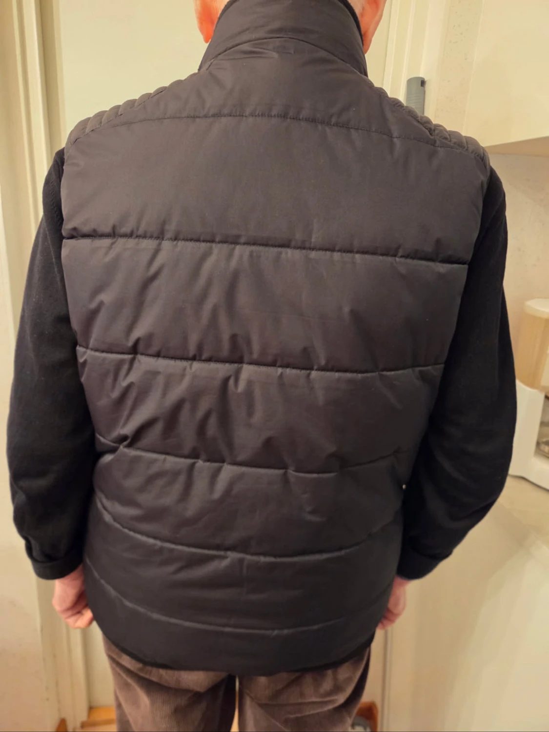 Svart quiltad dunväst från Jofama - 1