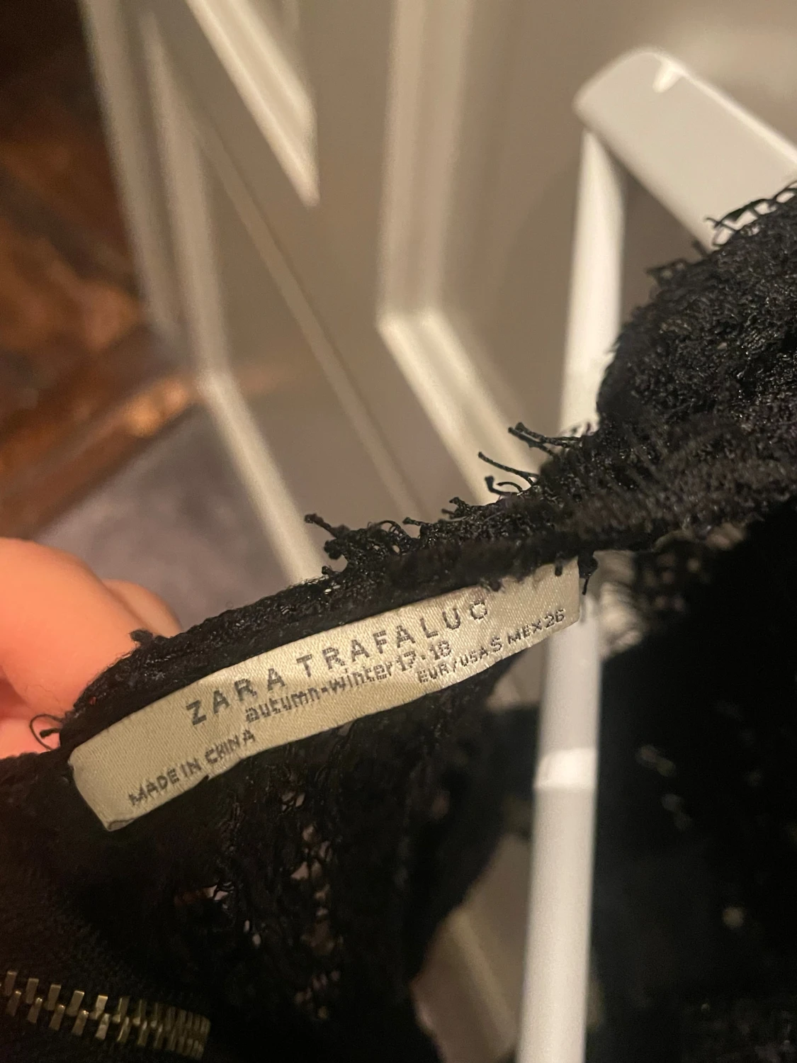 Svart spetstopp  - 3