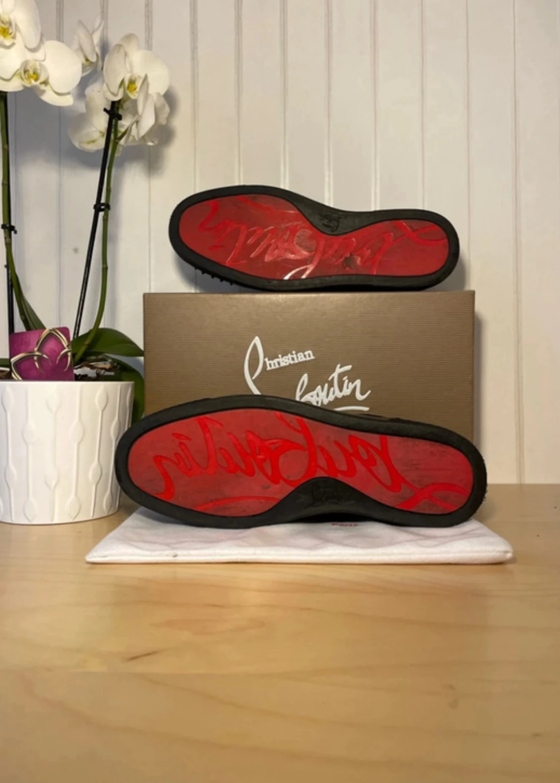 Christian Louboutin svarta sneakers - 1